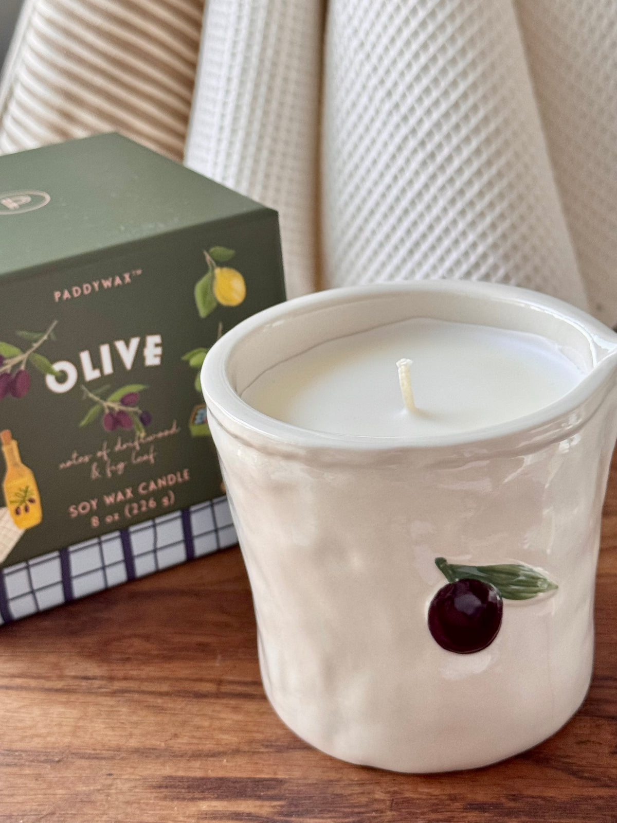 Olive Embossed Ceramic Candle- Fig Olive