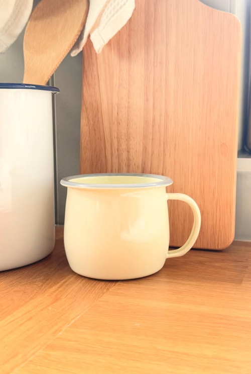 Enamel mug