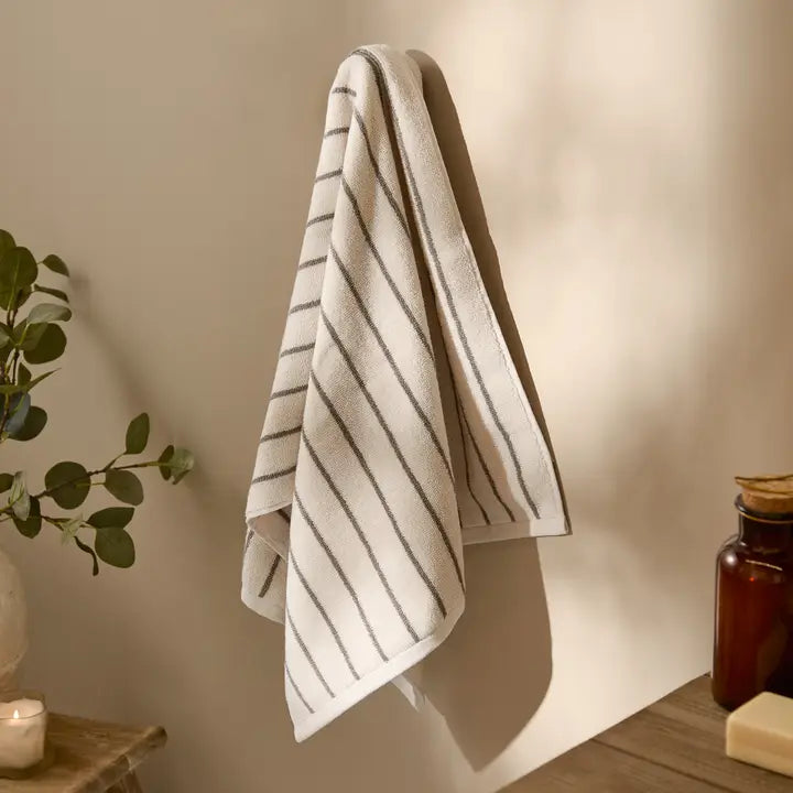 Narrow Stripe 100% Cotton Towel